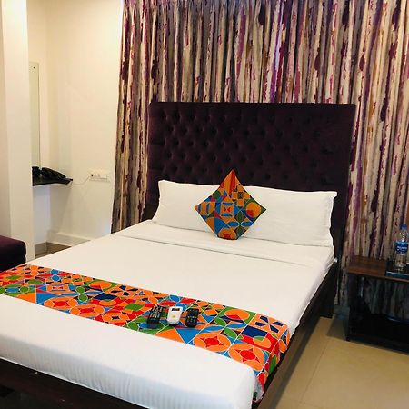 Astra Hotels & Suites - Hsr Layout Sector 1, Near Ecospace Bellandur Bangalore Buitenkant foto