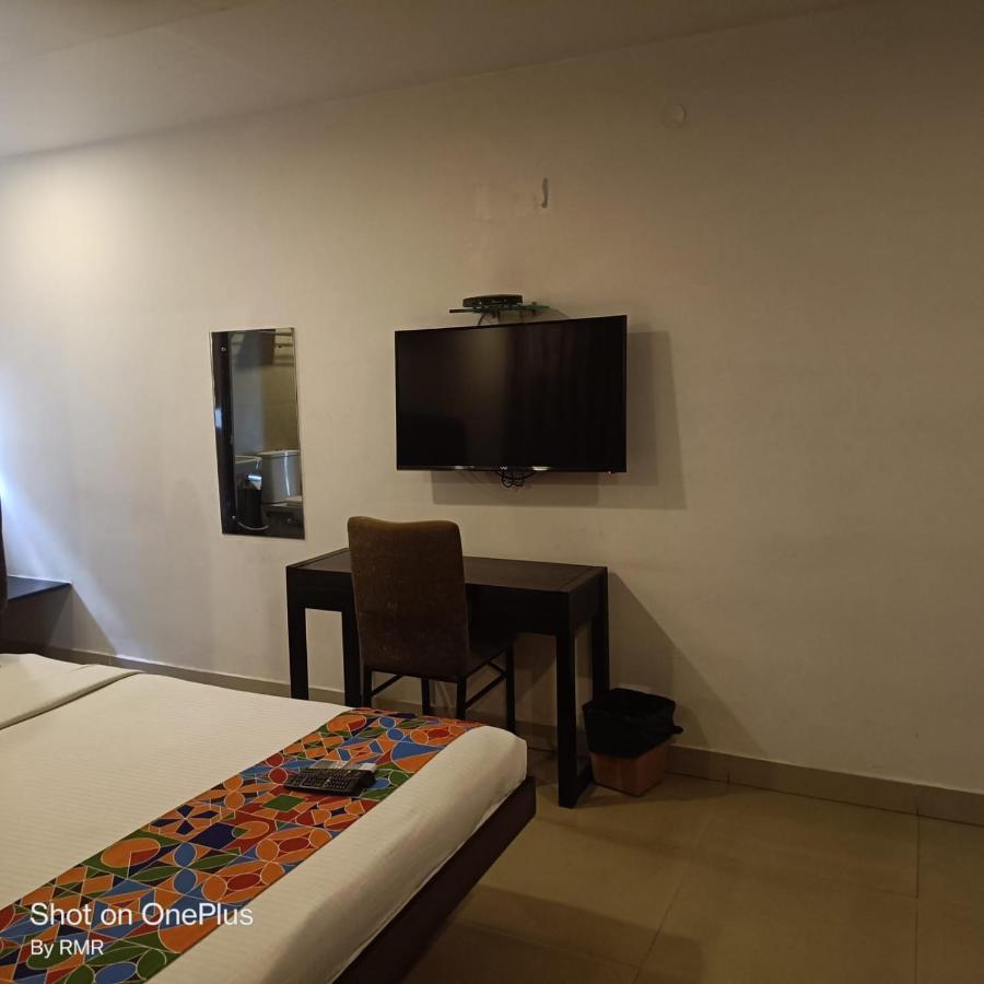 Astra Hotels & Suites - Hsr Layout Sector 1, Near Ecospace Bellandur Bangalore Buitenkant foto