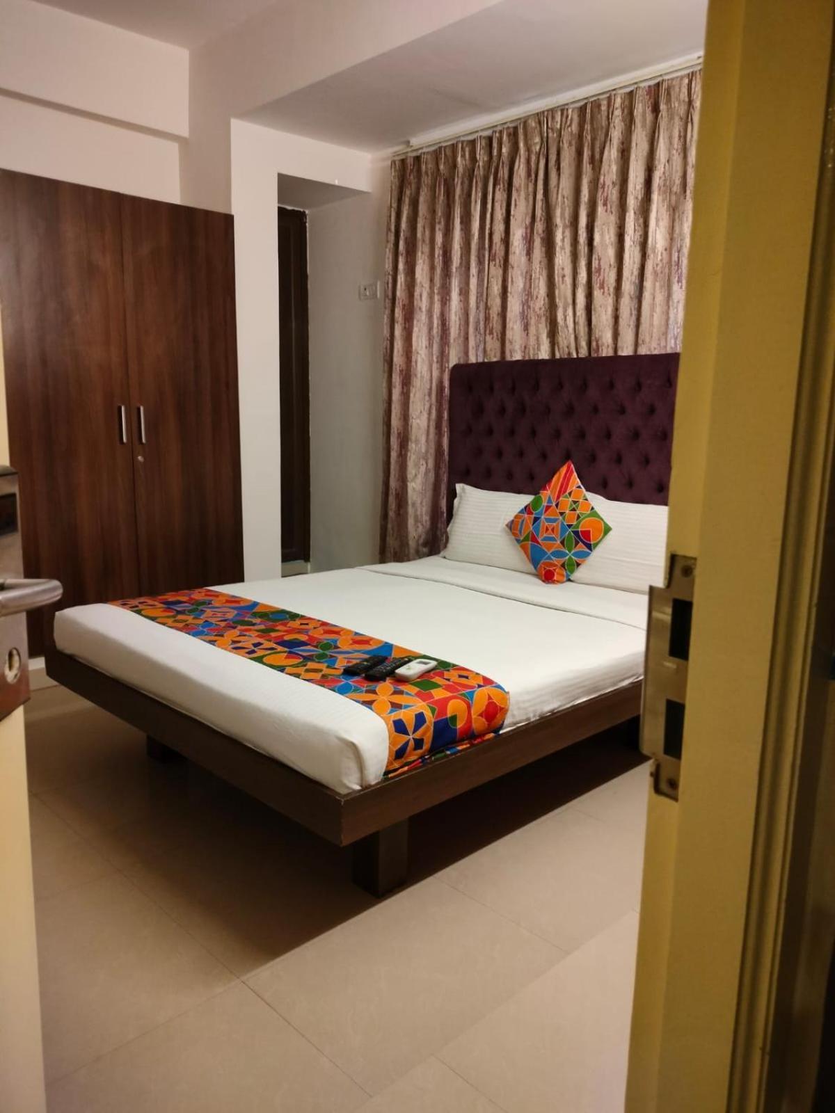 Astra Hotels & Suites - Hsr Layout Sector 1, Near Ecospace Bellandur Bangalore Buitenkant foto