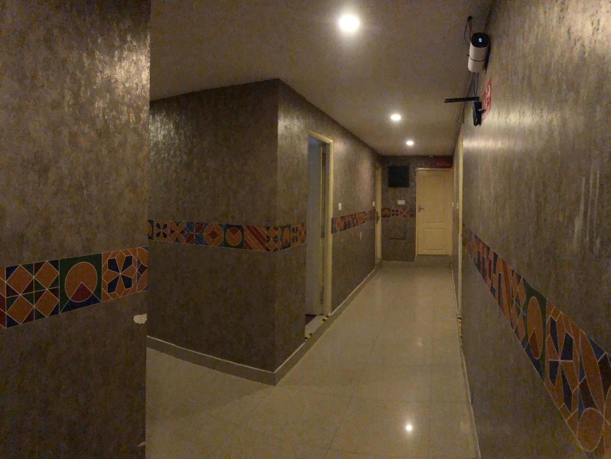 Astra Hotels & Suites - Hsr Layout Sector 1, Near Ecospace Bellandur Bangalore Buitenkant foto