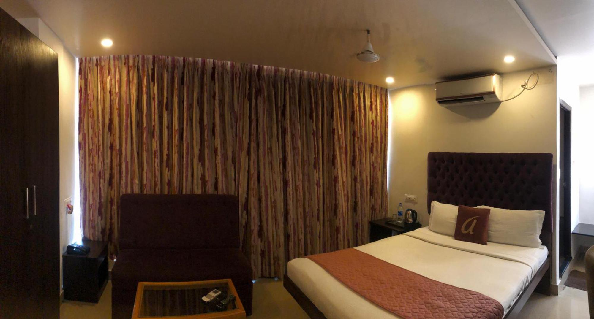 Astra Hotels & Suites - Hsr Layout Sector 1, Near Ecospace Bellandur Bangalore Buitenkant foto