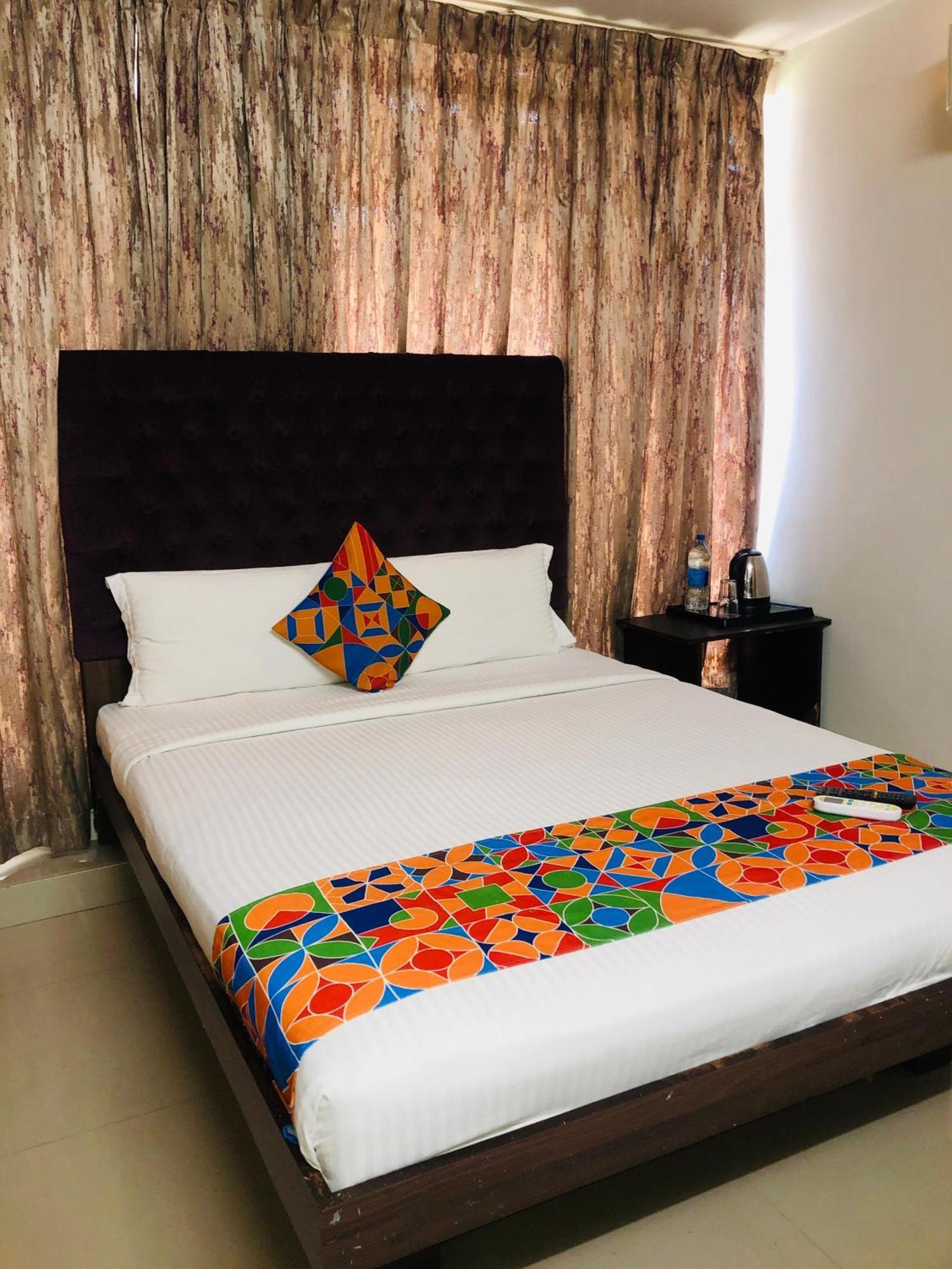 Astra Hotels & Suites - Hsr Layout Sector 1, Near Ecospace Bellandur Bangalore Buitenkant foto