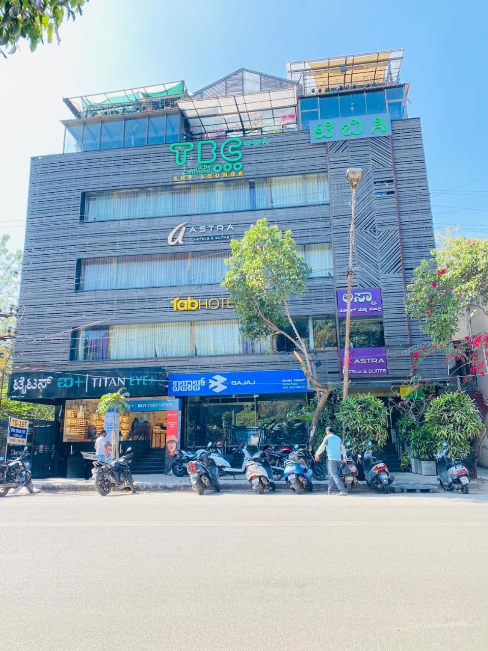 Astra Hotels & Suites - Hsr Layout Sector 1, Near Ecospace Bellandur Bangalore Buitenkant foto